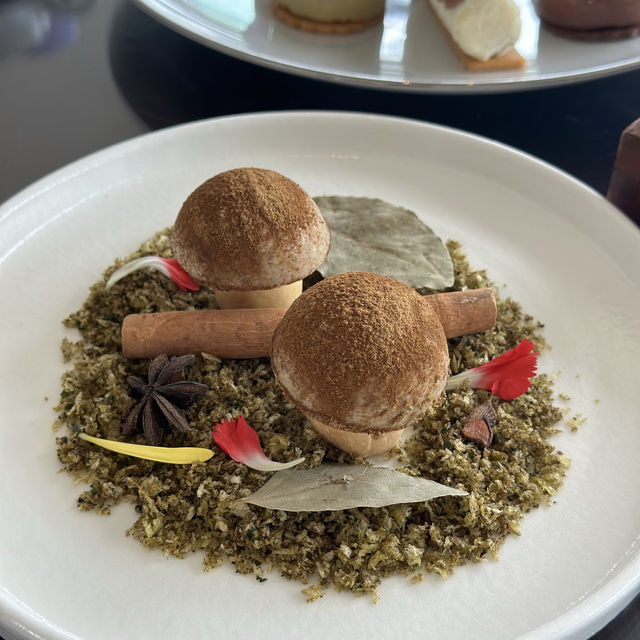 紅磡碼頭⛵️香港嘉里酒店🏨“黑鑽💎松露”主題下午茶，好味道，好享受❤️⛵️