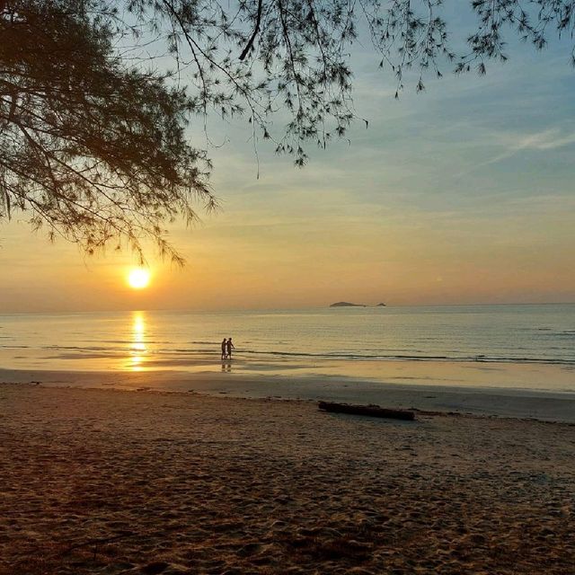 กางเตนท์ ที่หาดวนกร