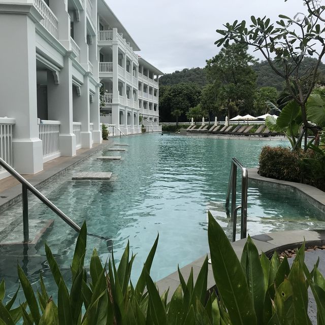 "Centara Ao Nang Beach Resort & Spa Krabi"