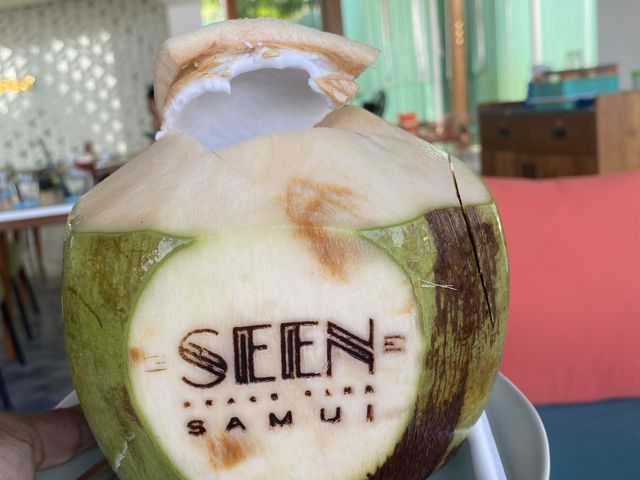SEEN  at samui ทีมีสระว่ายน้ำ สวย และ signature 