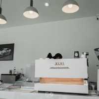Holmes cafe