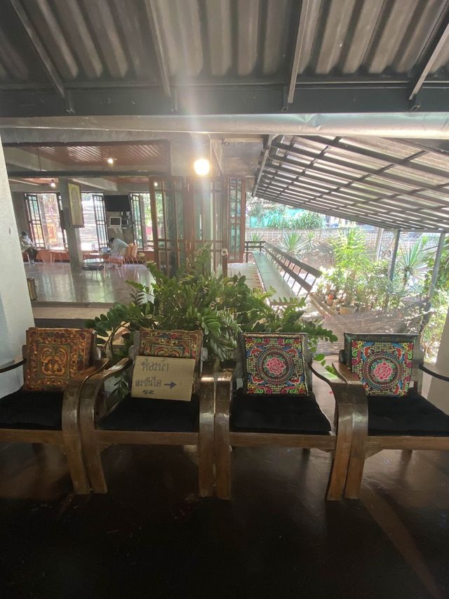 ร้านกาแฟจักรพรรดิ | วัดถ้ำเมืองนะ | เชียงใหม่