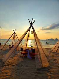 Thailand Krabi | Amari Vogue, a stunning resort on a romantic sunset beach.