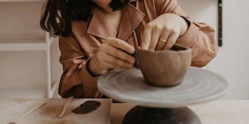 Intro to hand-building taster class (English) | Kleistone Studio