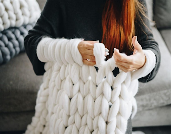 Hand Knitting Chunky Blankets | 5957 Sky Pond Dr suite d160