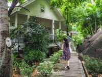 Lola Mui Cafe [หาดละไม] เค้กมาพร้าวอร่อยที่สุด
