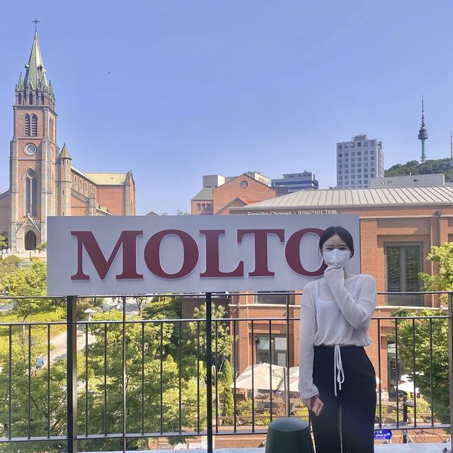 [명동 뷰맛집 카페 ‘몰또 이탈리안 에스프레소바’]