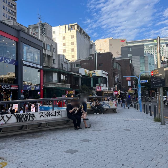韓国/ソウル【弘大】若者の街弘大(ホンデ)の街並み