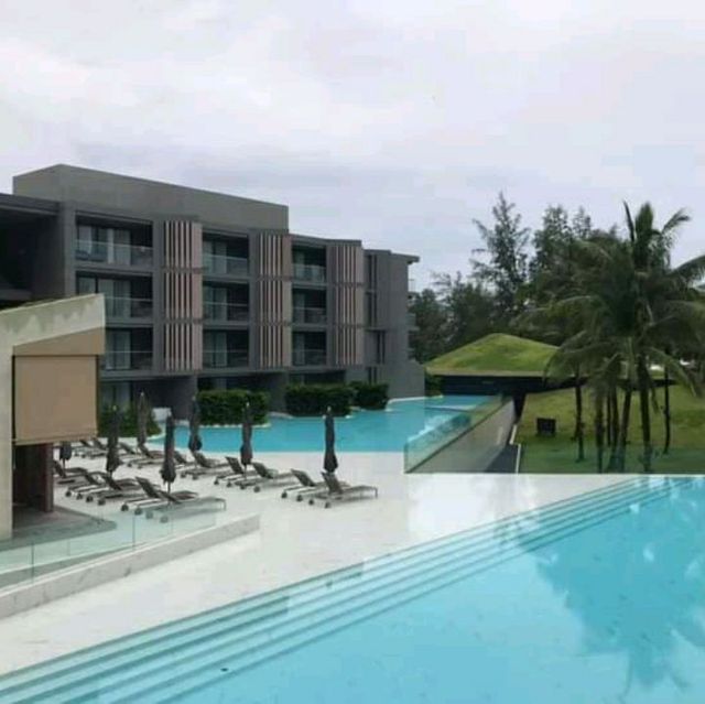 KHAO LAK  รีสอร์ทดีไซน์สวยริมทะเลเขาหลัก