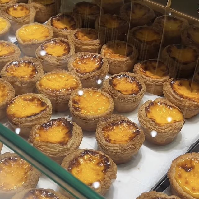 😋 Best Thickest Egg Tart in Malaysia!!