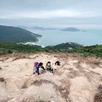 被外國旅遊雜誌喻為「最佳行山路線」之一嘅山徑