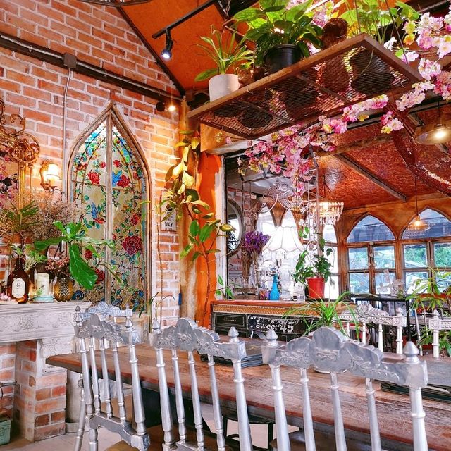 คาเฟ่ B sotry สายหวานห้ามพลาด