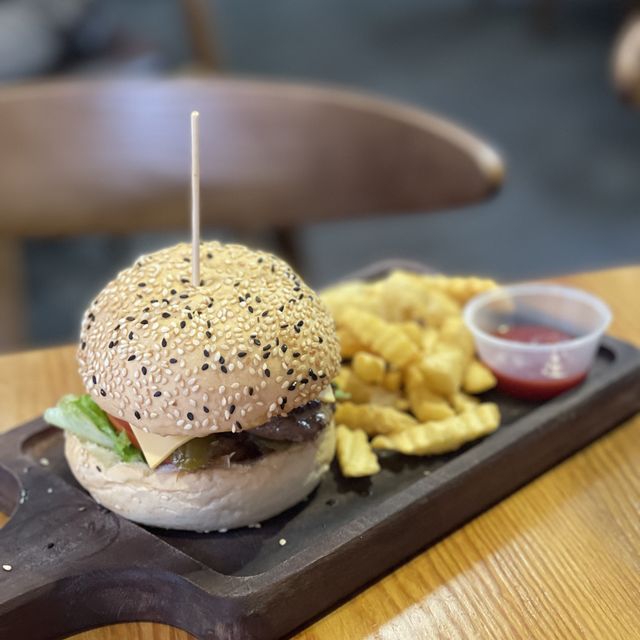 荃灣抵食多元西餐廳