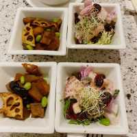 紫色style的素菜館