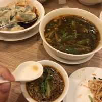 대만 타이베이 딘타이펑 본점!! 육즙이 흐르는 만두 🥟