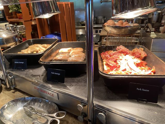 Breakfast Buffet at Silver Shell Cafe