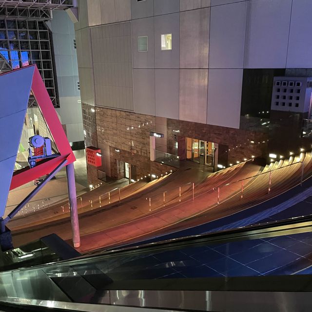【京都府】大階段で楽しむ光のアート