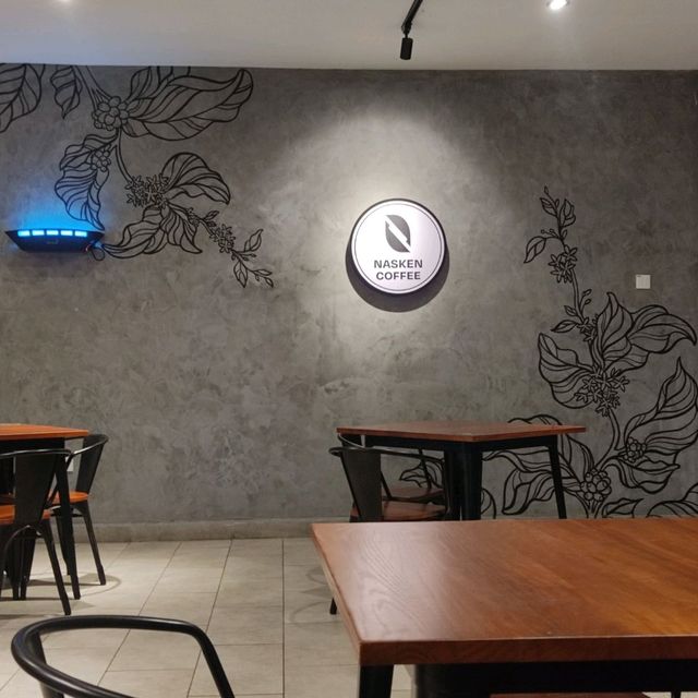 hallo guyss..here we go to Nasken Coffee :)
