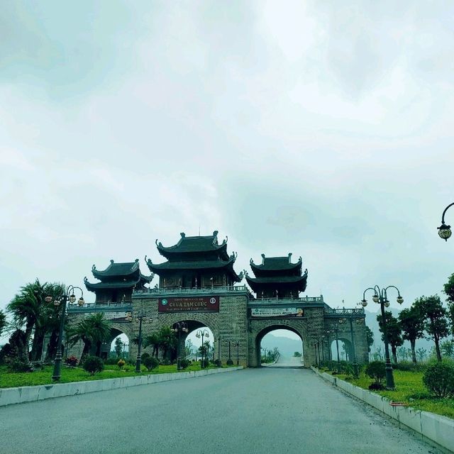 北越必玩景點--三祝寺Tam Chuc