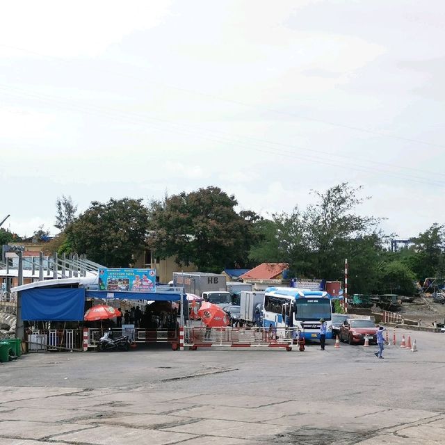 海防到吉婆島(Cat Ba)唯一交通—渡輪碼頭Bến phà Gót