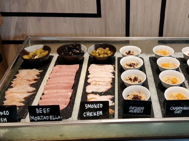 buffet breakfast lover let's go Kafe Bromo