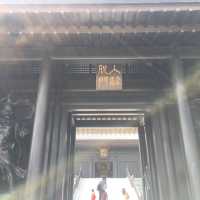 慈山寺 繁華中巍峨的清淨心 