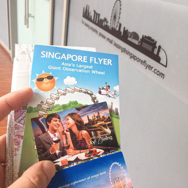 Singapore Flyer - นั่งกระเช้าชมวิวเมือง 360 องศา
