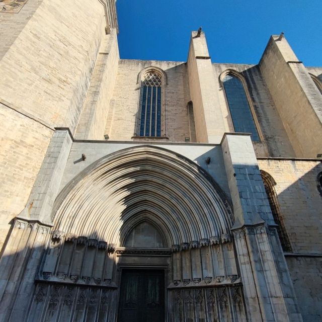 Cathedral of Saint Mary and surroundings 