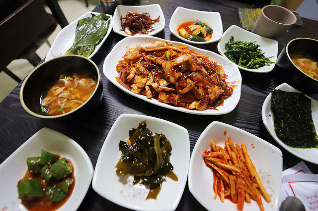 울릉도 먹거리 저동항 먹자골목