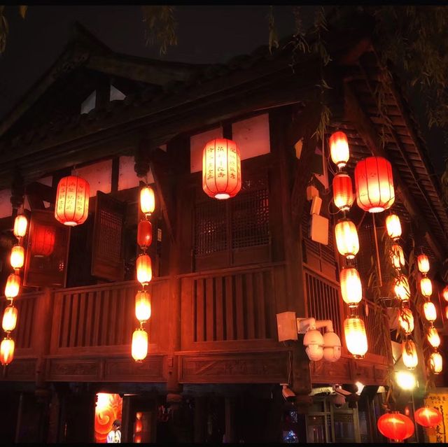 KuanZhai Alley in Chengdu. KuanZhai Alley in Chengdu.