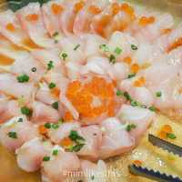 บุฟเฟ่ต์นานาชาติ ไลน์อาหารเยอะมาก