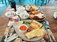 Breakfast on staycay