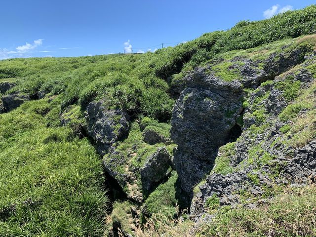 沖縄　離島旅行　日本最西端　与那国島の六畳ビーチからの大絶景に感動❗️