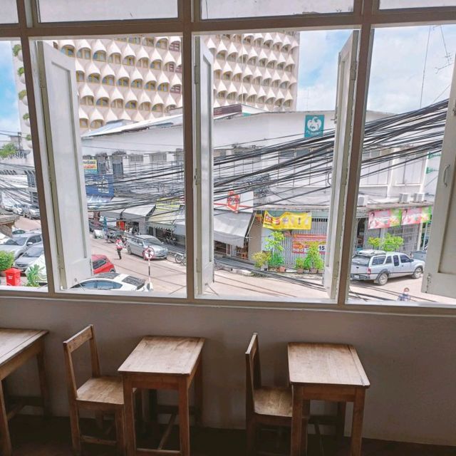 นานนม คาเฟ่นมใหม่