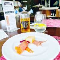 四十七樓頂樓 , 睥視全東九龍西餐廳 , 嘆午餐！