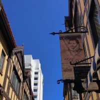 London Court, Perth