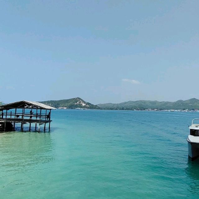เกาะแสมสาร ทะเลสวย ไกล้กรุงเทพ
