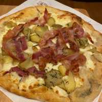 "灣仔特色pizza"