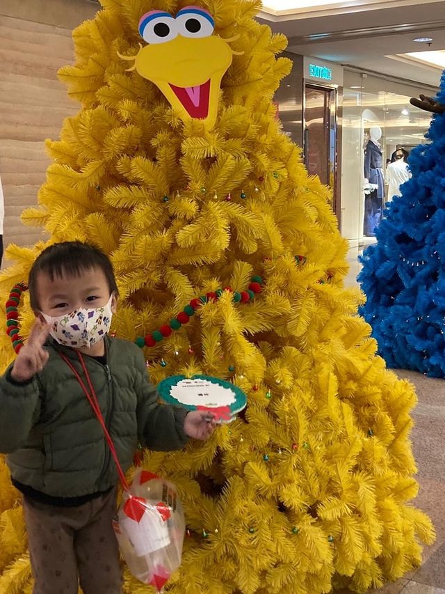 《快閃走入海港城聖誕芝麻街「MERRY STREETMAS」》 《快閃走入海港城聖誕芝麻街「MERRY STREETMAS」》