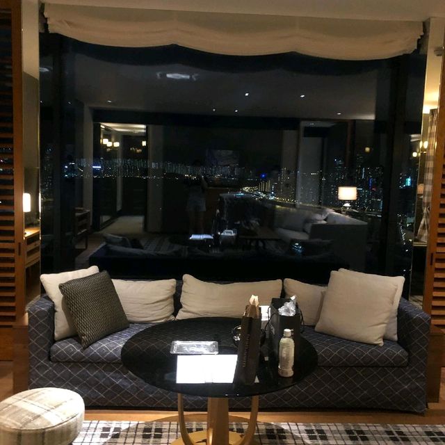 香港頂尖五星級酒店：瑰麗酒店