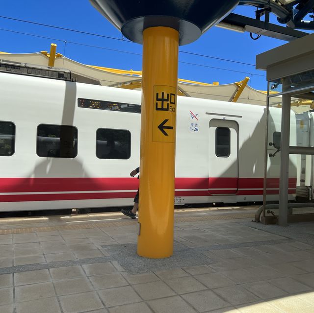 艷陽藍天超漂亮｜太麻里火車站｜台版灌籃高手平交道也在這裡唷
