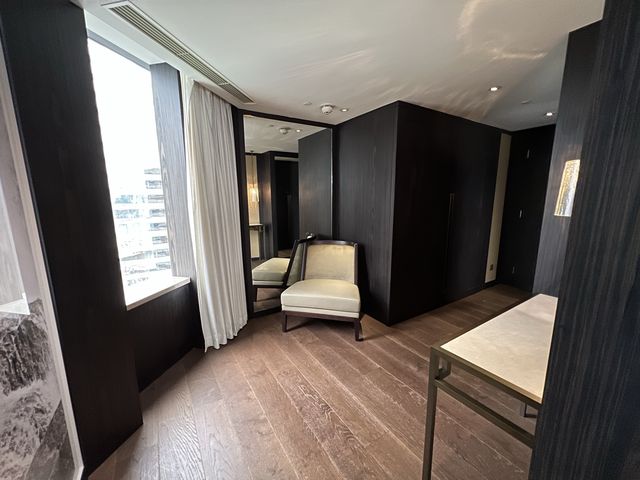 一起感受GrandHyatt君悦酒店維港180度套房是怎樣的！