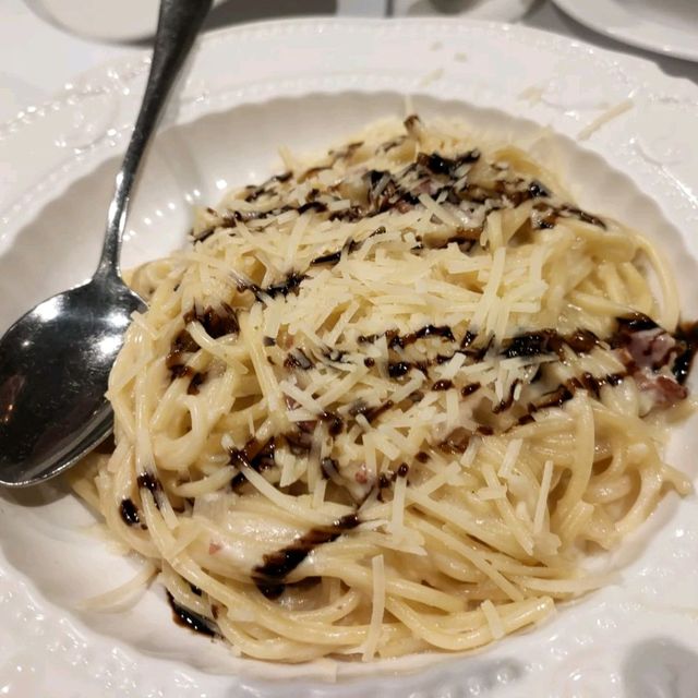 食物一般，服務更一般
