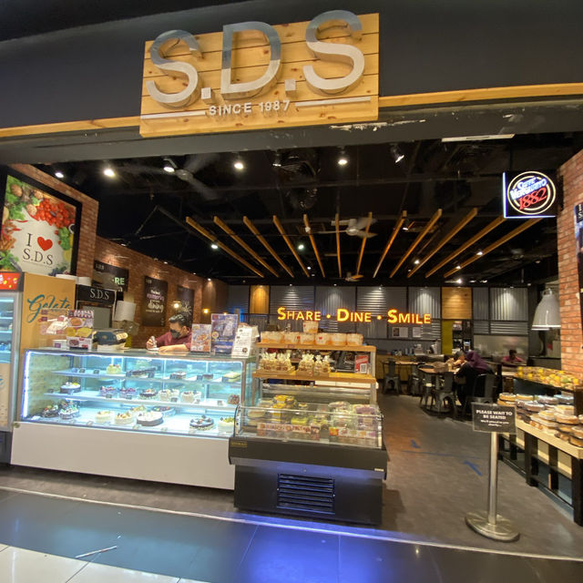 S.D.S restaurant, KSL City Mall