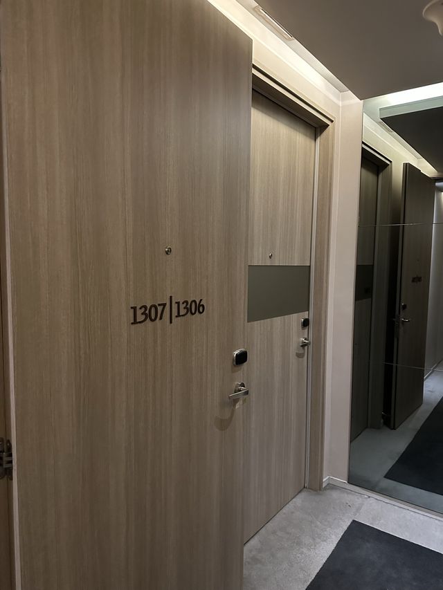 One Bedroom Deluxe Suite 1307