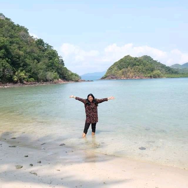 เกาะง่าม กลางทะเลอ่าวไทย ใกล้เกาะช้าง