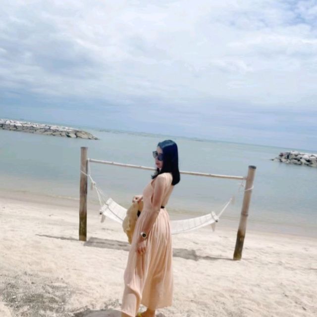หาดแสงจันทร์ จ.ระยอง