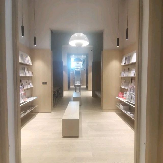 北京胡同里享受阅读的舒适酒店