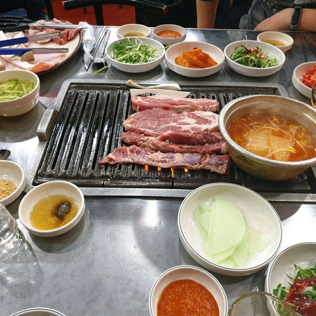 추운 겨울 연탄구이가 땡긴다면 익산 왕십리연탄주먹구이