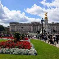 The amazing Buckingham Palace in London 